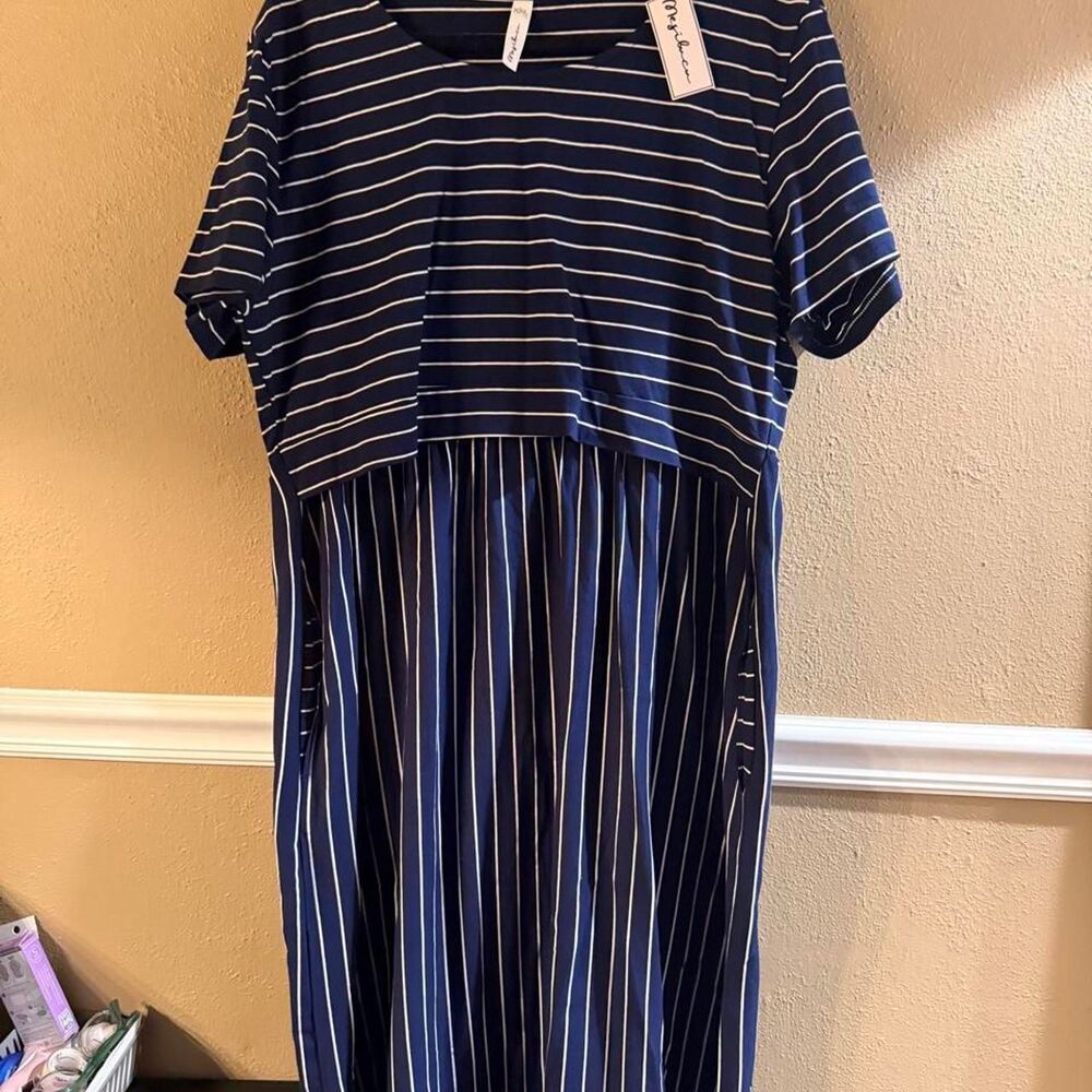 Women's White and Blue Striped Dress, Size XXL